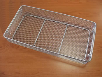 A stainless steel wire mesh instrument tray with two reinforcing ribs.